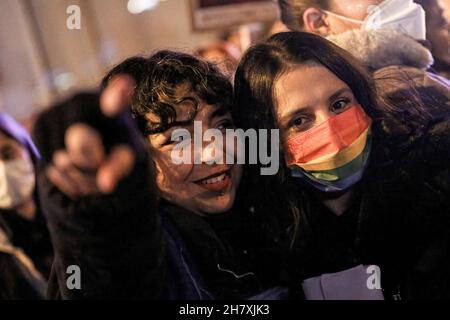 Ankara, Turkey. 25th Nov, 2021. A protester seen wearing a face mask with a rainbow symbol during the demonstration. Women in many cities of Turkey took part during the International Day for the Elimination of Violence against Women. Credit: SOPA Images Limited/Alamy Live News Stock Photo