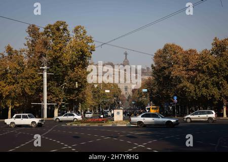Jerewan, Armenia. 14th Nov, 2021. Cars drive through an intersection downtown. Credit: Christian Charisius/dpa/Alamy Live News Stock Photo