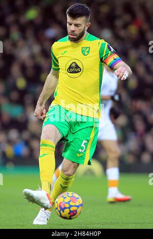 Norwich, UK. 27th Nov, 2021. Grant Hanley of Norwich City in action during the game. Premier League match, Norwich City v Wolverhampton Wanderers at Carrow Road in Norwich on Saturday 27th November 2021. this image may only be used for Editorial purposes. Editorial use only, license required for commercial use. No use in betting, games or a single club/league/player publications. pic by Steffan Bowen/Andrew Orchard sports photography/Alamy Live news Credit: Andrew Orchard sports photography/Alamy Live News Stock Photo