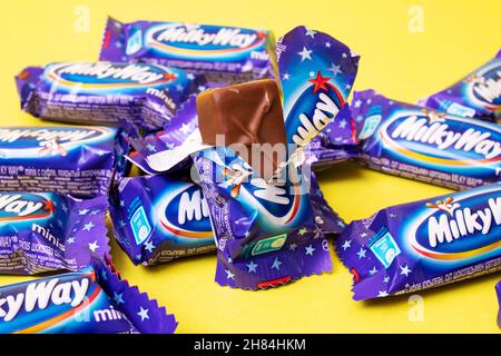 Belarus, Novopolotsk - 19 november, 2021: Milky Way Bars close up Stock Photo