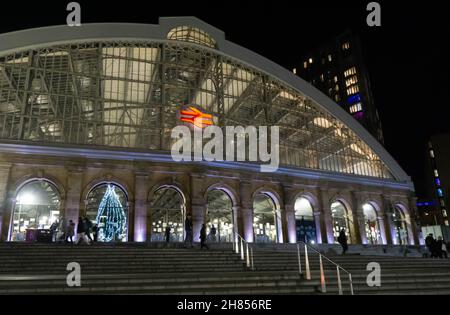 Lime Street Train Station at night at Christmas time. Tree of lights inside Stock Photo