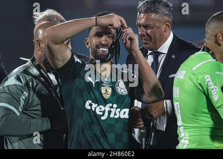 November 27, 2021, uruguai, montevideo, USA: Conmebol Libertadores final:  Palmeiras and Flamengo. November 27, 2021, Montevideo, Uruguay: Fans  moments before the soccer match between Palmeiras and Flamengo, at the  Centenario Stadium, in