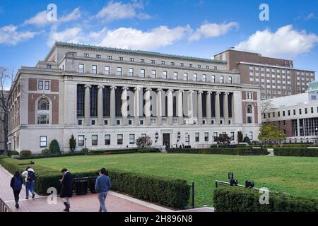 New York City, USA - November 15, 2021:  The center of the campus of Columbia University in Manhattan, looking south towards the Butler Library Buildi Stock Photo