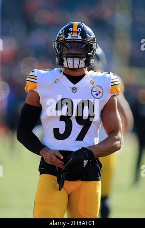 Pittsburgh Steelers free safety Minkah Fitzpatrick (39) celebrates with  wide receiver JuJu Smith-Schuster (19) on the sideline after scoring a  touchdown on an intercepted pass from Cleveland Browns quarterback Baker  Mayfield during