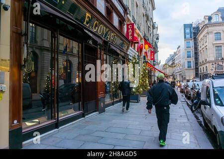Goyard Luxury Store In Paris With Windows And Wooden Facade In Summer  Sunlight Stock Photo - Download Image Now - iStock