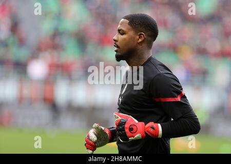 Milan, Italy. 28th Nov, 2021. Mike Maignan of AC Milan warms up during the Serie A 2021/22 football match between AC Milan and US Sassuolo at Giuseppe Meazza Stadium, Milan, Italy on November 28, 2021 Credit: Independent Photo Agency/Alamy Live News Stock Photo