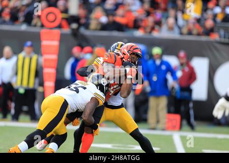 Pittsburgh Steelers inside linebacker Joe Schobert (93) during the second  half of an NFL football game against the Minnesota Vikings, Thursday, Dec.  9, 2021 in Minneapolis. Minnesota won 36-28. (AP Photo/Stacy Bengs