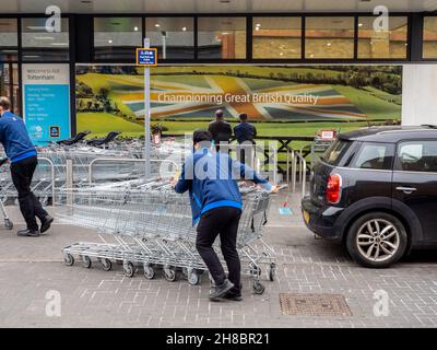 Championing Great British Quality - a poster on the exterior of an Aldi store in Tottenham, north London. Stock Photo