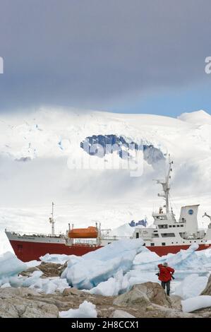 Vessel Antarctic Dream in Neko Harbour, Antarctica, Puerto Neko Stock Photo