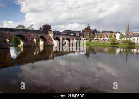 Devorgilla's Bridge over River Nith in Dumfries town, Dumfries & Galloway, Scotland Stock Photo