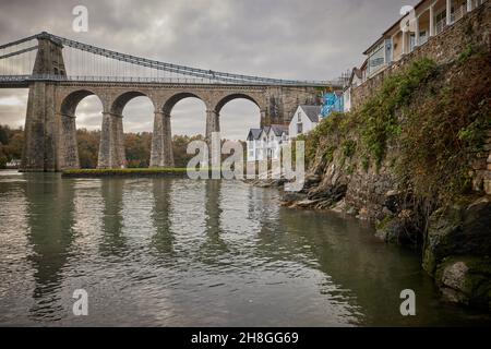 Menai Suspension Bridge, built in 1826 by Thomas Telford, Bangor, north Wales. Crossing to Isle of Anglesey Stock Photo