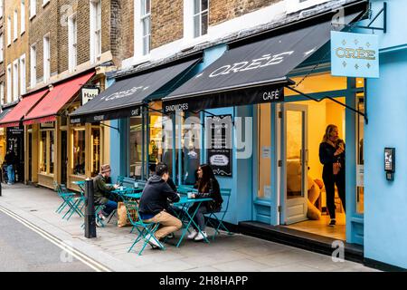 Customers Sitting Outside The Oree Boulangerie/Patisserie, New Road, Covent Garden, London, UK. Stock Photo