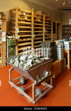 France, Bouches du Rhone, Salon de Provence, Marius Fabre soap manufacture, savons de Marseille (Marseille soaps) Stock Photo