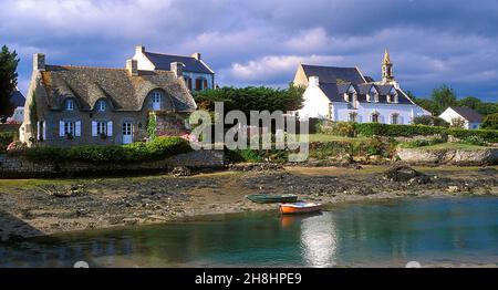 France, Morbihan (56), Ria d'Etel, Belz, Saint-Cado, Plates devant l'île de Saint-Cado Stock Photo