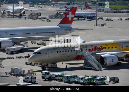 Aircraft Etihad Airways, Boeing 787-9 Dreamliner, A6-BLF, Zurich Kloten, Switzerland Stock Photo