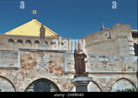 Saint Jerome Statue (Hieronymus) in front of Saint Catherine Church – Bethlehem Stock Photo