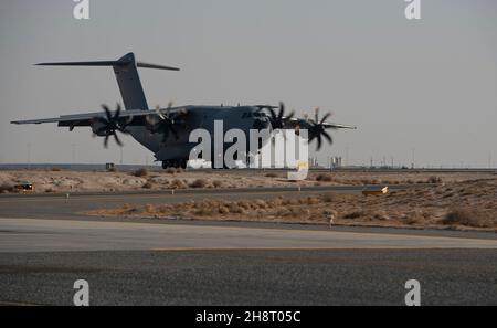 An Airbus A400M Atlas assigned to the Ala 31 (31st Wing), Ejército Del Aire (Spanish Air Force) arrives at Ali Al Salem Air Base, Kuwait, Nov. 29, 2021. The 31st Wing transited through ASAB to transport traveling service members after a deployment to Iraq, and to pick up incoming rotating members. ASAB serves as the theater gateway for U.S. Central Command and coalition forces in Southwest Asia. (U.S. Air Force photo by Senior Airman Michael S. Murphy) Stock Photo
