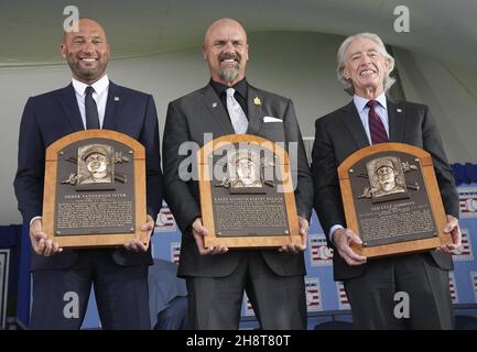 Cooperstown, United States. 08th Sep, 2021. Hall of Famer Derek Jeter's  family wife Hannah (L) holds daughters Story Grey and Bella Raine during  Major League Baseball's Hall of Fame Induction Ceremony 2021