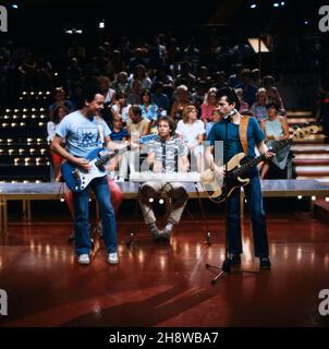 ZDF Hitparade, Spider Murphy Gang, Münchner Rock 'n' Roll Band, 1983. ZDF Hitparade, Spider Murphy Gang, Munich Rock 'n' Roll Band, 1983. Stock Photo