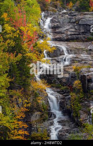 Silver Cascade, Crawford Notch State Park, New Hampshire, USA Stock Photo