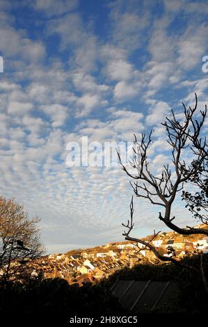 Portland. 2nd December 2021. UK Weather. A striking 'mackerel sky' over the Isle of Portland suggesting changeable weather. ' Mackerel sky, mackerel sky . never long wet, never long dry ' as the old rhyme reminds us. Credit: stuart fretwell/Alamy Live News Stock Photo