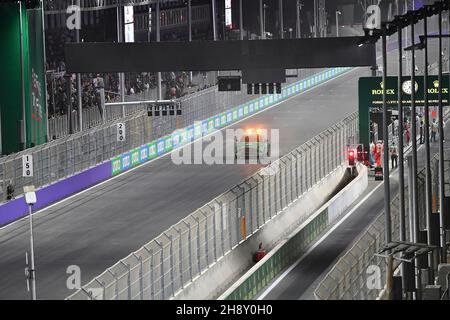 Jeddah, Saudi Arabien. 02nd Dec, 2021. 02.12.2021, Jeddah Corniche Circuit, Jeddah, Formula 1 Grand Prix of Saudi Arabia, in the picture overview of the race track at aftert, Medical Car. Credit: dpa/Alamy Live News Stock Photo