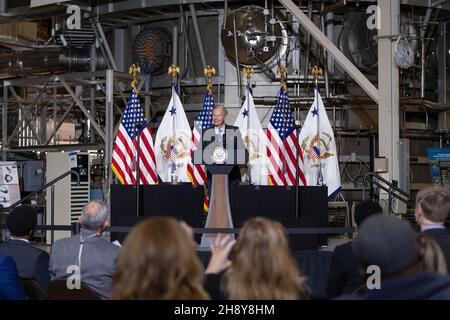 Greenbelt, United States of America. 05 November, 2021. NASA Administrator Bill Nelson delivers remarks during the visit by U.S Vice President Kamala Harris to Goddard Space Flight Center, November 5, 2021 in Greenbelt, Maryland.  Credit: Taylor Mickal/NASA/Alamy Live News Stock Photo