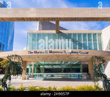 Dallas, NOV 25 2021, Sunny view of the Dallas Symphony Orchestra Stock Photo