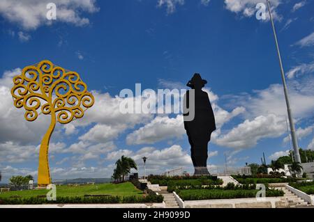 Metallic silhouette of the General of Free Men Augusto C Sandino located in the Loma de Tiscapa, the highest hill in Managua, capital of Nicaragua. Stock Photo