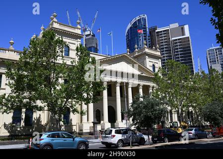 Lygon St entrance to Victorian Trades Hall, home of the trade union movement, with part of Melbourne's skyline in the background Stock Photo