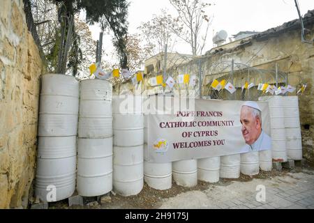 A view of the border between the two sides of Cyprus during the visit of Pope Francis on December 3, 2021. The Republic of Cyprus is de facto partitioned into two main parts: the south area under the effective control of the Republic and the north administered by the self-declared Turkish Republic of Northern Cyprus. on December 3, 2021 RESTRICTED TO EDITORIAL USE - Vatican Media/Spaziani. Stock Photo