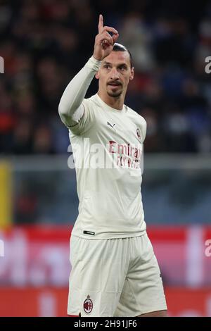 Luigi Ferraris stadium, Genova, Italy, December 01, 2021, Zlatan Ibrahimovic (AC Milan) gestures  during  Genoa CFC vs AC Milan - italian soccer Serie Stock Photo