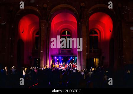 Bucharest, Romania. 3rd Dec. 2021. View of the stage and audience Stock Photo