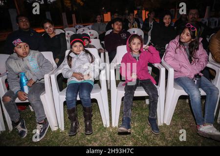 The delights of Mexican Cinema at Casa de Las Delicias with Monica Luna in Alamos Sonora at dusk, during the Alfonso Ortiz Tirado FAOT Festival on Jan 2017 (© Photo: Luis Gutiérrrez)   Las delicias de Cine Mexicano en Casa de Las Delicias con Monica Luna en Alamos Sonora al anochecer, durante el Festival Alfonso Ortiz Tirado FAOT el   ene 2017  (©Foto: Luis Gutiérrrez ) Stock Photo