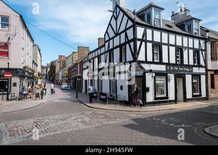 Dumfries, Scotland - July 24th 2021: Ye Olde Friars Vaults Public Bar on the crossroads between the Friars Vennel and Brewery Street in Dumfries, Scot Stock Photo