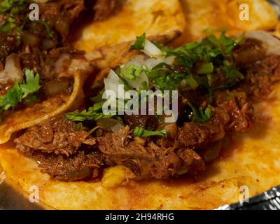 Classic street food. Tacos al pastor from a vendor in Corona, Queens, New York, USA Stock Photo
