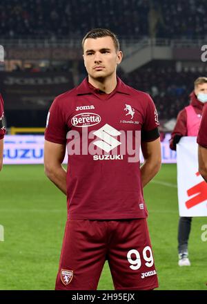 Alessandro Buongiornoof Torino FC during the Serie A 2021/22 match between Torino FC and Empoli FC at Olimpico Grande Torino Stadium on December 02, 2 Stock Photo
