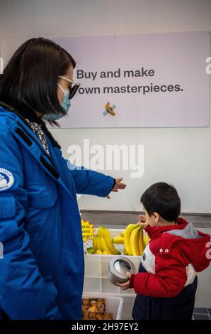 Beijing, China. 05th Dec, 2021. The shop selling bananas at Maurizio Cattelan: The Last Judgment art exhibition in UCCA Center for Contemporary Art in Beijing, China on 05/12/2021 by Wiktor Dabkowski Credit: dpa/Alamy Live News Stock Photo