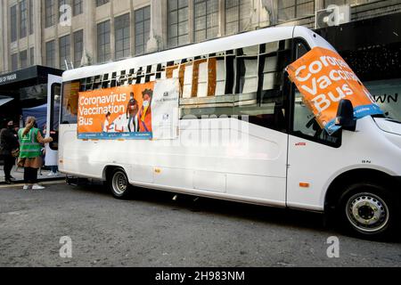 4th December 2021: A mobile vaccination bus touring the London boroughs of Westminster and Kensington and Chelsea offering a walk-in service to anyone over the age of 16 requiring first, second or booster injections. NHS staff on board deliver the vaccine, offer advice and answer any questions. Stock Photo