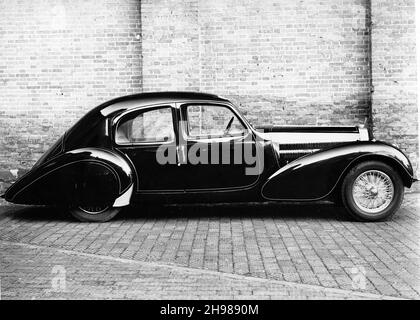 1939-bugatti-type-57-with-body
