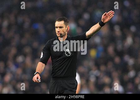 London, UK. 05th Dec, 2021. Referee Jarred Gillett in action during the game. Premier League match, Tottenham Hotspur v Norwich city at the Tottenham Hotspur Stadium in London on Sunday 5th December 2021. this image may only be used for Editorial purposes. Editorial use only, license required for commercial use. No use in betting, games or a single club/league/player publications. pic by Steffan Bowen/Andrew Orchard sports photography/Alamy Live news Credit: Andrew Orchard sports photography/Alamy Live News Stock Photo