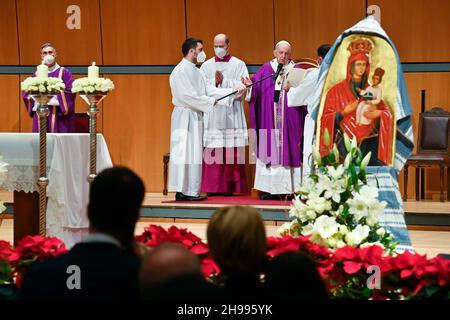 Pope Francis leads a Holy Mass at Megaron Athens Concert Hall in Athens (Greece) on December 5, 2021 RESTRICTED TO EDITORIAL USE - Vatican Media/Spaziani. Stock Photo