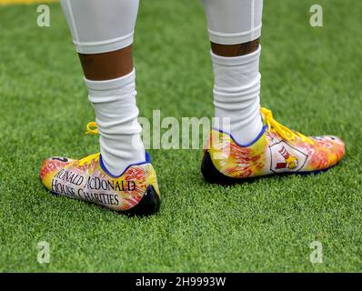 Houston, Texas, USA. December 5, 2021: Players wear custom cleats for My Cause My Cleats day during an NFL game between the Texans and the Colts on December 5, 2021 in Houston, Texas. (Credit Image: © Scott Coleman/ZUMA Press Wire) Credit: ZUMA Press, Inc./Alamy Live News Stock Photo