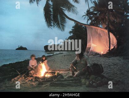 GLENN KOHAN, ELVA JOSEPHSON, LEO MCKERN, THE BLUE LAGOON, 1980 Stock