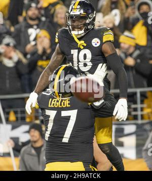 Pittsburgh Steelers offensive guard John Leglue (77) during an NFL football  practice, Thursday, July 22, 2021, in Pittsburgh. (AP Photo/Keith Srakocic  Stock Photo - Alamy