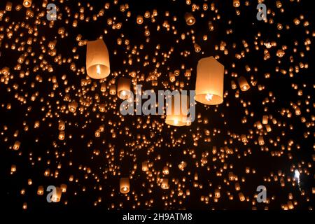 Floating asian lanterns in Yee-Peng festival ,Chiang Mai Thailand Stock Photo