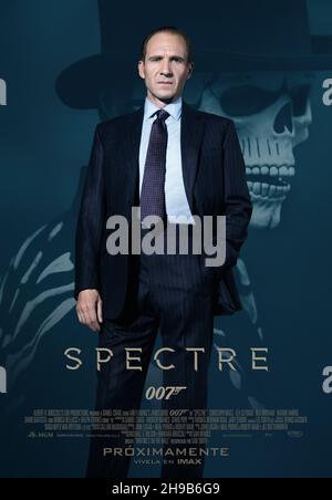 RELEASE DATE: November 5, 2015. TITLE: James Bond - Spectre.S TUDIO: Columbia Pictures. DIRECTOR: Sam Mendes. PLOT: A cryptic message from Bond's past sends him on a trail to uncover a sinister organization. While M battles political forces to keep the secret service alive, Bond peels back the layers of deceit to reveal the terrible truth behind Spectre. PICTURED: Daniel Craig, Lea Seydoux Poster Art. (Credit Image: © Columbia Pictures/Entertainment Pictures) Stock Photo