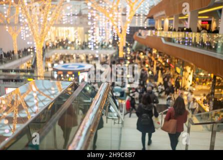 WESTFIELD LONDON SHOPPING MALL - THE VILLAGE Stock Photo - Alamy