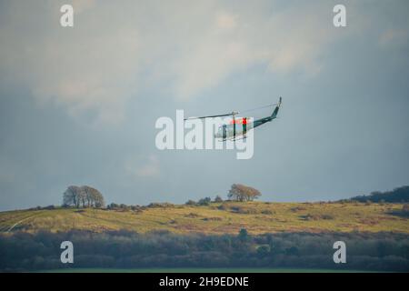 ZH814 British army (Army Air Corps AAC) 1971 helicopter Bell 212 B-BGMH conducting pilot training Salisbury Plain UK Stock Photo