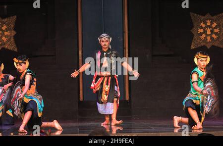 Photo Editorial, Taman Mini Indonesia Indah, East Java Pavilion or Anjungan, Blitar Drama Traditional Dance Dibyatara Djajadigda Stock Photo